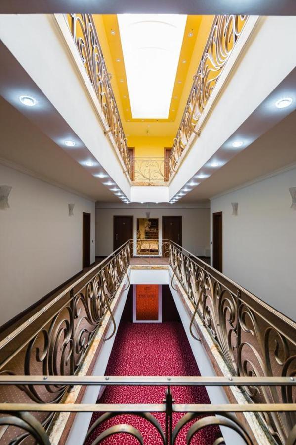 HOTEL OPAL Zalău Exterior foto